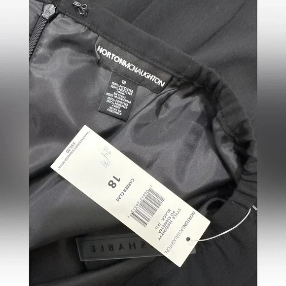 Norton McNaughton Pleated Hem Skirt Back Zip Size 18 - Picture 4 of 4